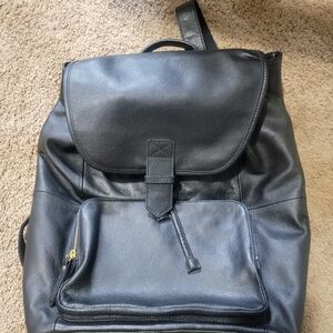 Black leather fossil backpack